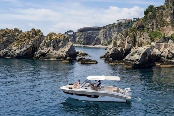 Private Yacht Tour in Taormina — photo 1 of 6