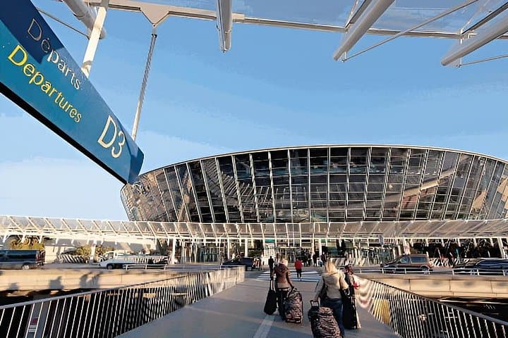 Transfer from Imperia and surroundings To Nice city and airport — photo 1 of 8