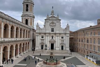 Loreto Holy House Private Tour from Rome