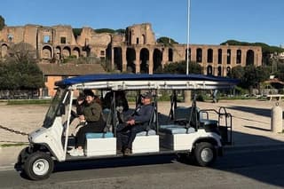 Rome Highlights Relaxed Golf Cart Tour