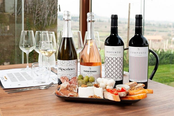 Tasting itinerary with 4 wines and 4 hot courses in combination — photo 1 of 11