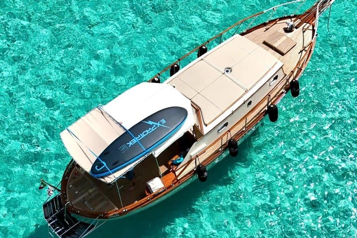 From Palau or La Maddalena Wooden Boat Tour to La Maddalena — photo 1 of 7