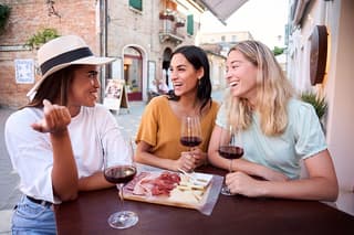 Authentic Morning Food Tour in Naples Market (6 Stops)