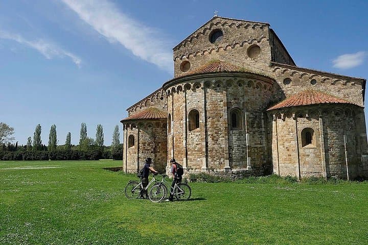 MTB rental in Pisa and Tuscany — photo 1 of 3