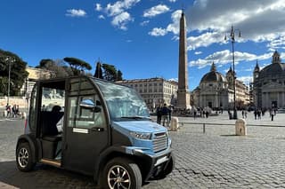 WOW Private Tour: Bike, Lunch, Golf Cart, Colosseum & Rooftop Bar