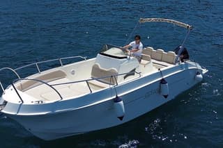 Private Boat Tour From Sorrento to Positano & Capri