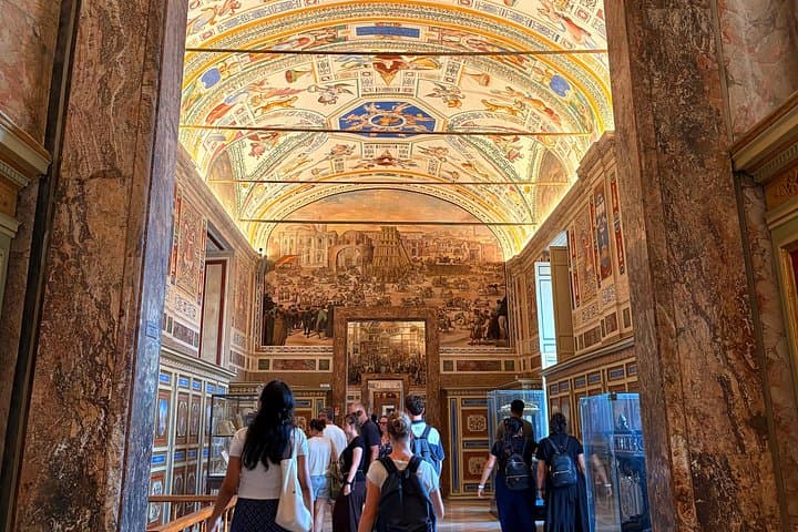 Vatican Museums and Sistine Chapel with Entry Tickets — photo 1 of 10