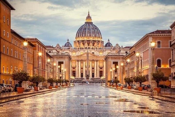 Guided Experience at Rome in St. Peter Basilica and Dome — photo 1 of 4