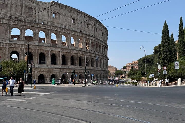 Rome & Castelli Romani Private Tour by Mercedes — photo 1 of 23