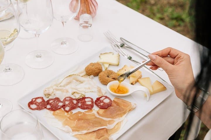 Pompeii & Classic Italian Lunch on Mt. Vesuvius — photo 1 of 12