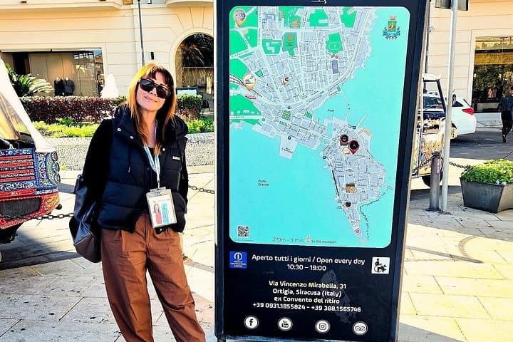 Discover Syracuse and Its History Together with a Pro — photo 1 of 8