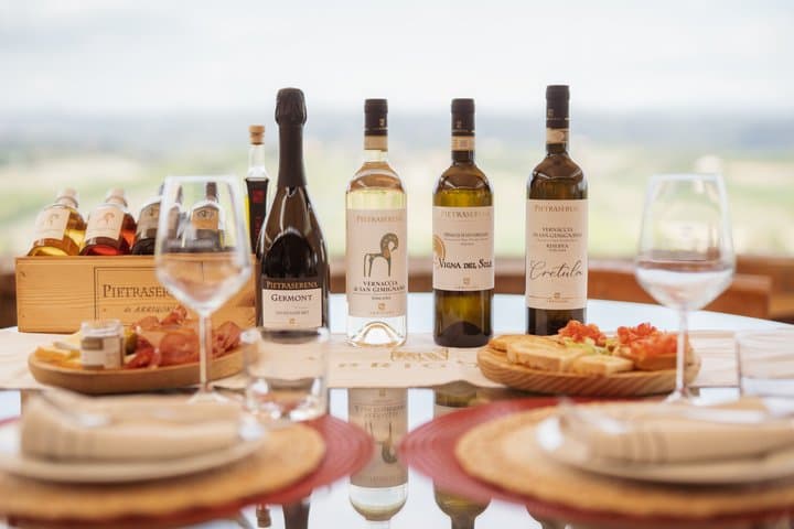 5 Wine Tastings in San Gimignano — photo 1 of 6
