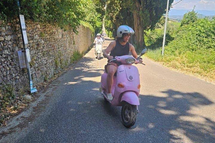Tuscan Countryside Vespa Tour from Florence with Wine — photo 1 of 18