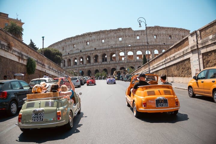 Convertible Fiat 500 Tour in Rome with Professional Photos — photo 1 of 34