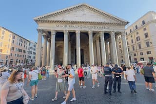 Pantheon Entry Ticket with Multilingual Audio Guide and Map