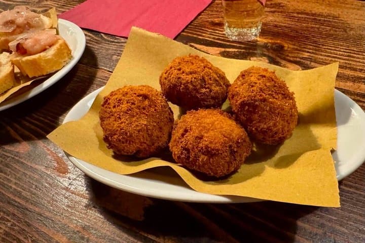 Venice food and wine tour - eat and drink like a local — photo 1 of 14