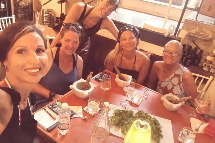 Pesto and Pasta Class in Vernazza, Cinque Terre — photo 1 of 27