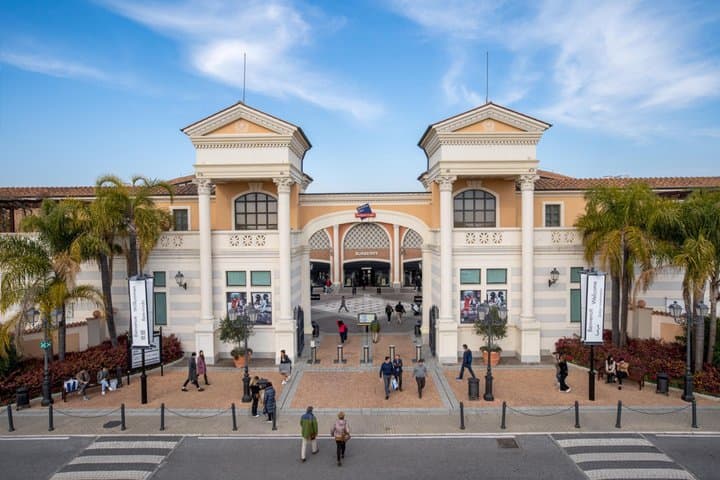 McArthurGlen Castel Romano Outlet Shopping Pass with Extra 10%Off — photo 1 of 6