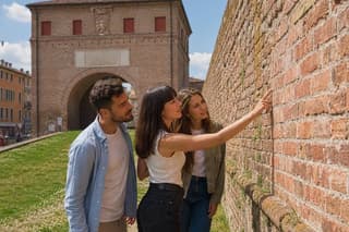 Secrets of Ferrara: Self-Guided Scavenger Hunt & Walking Tour