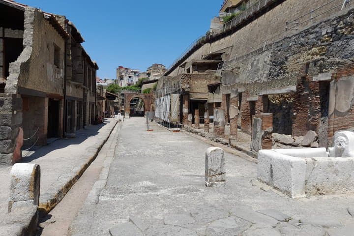Herculaneum Entry Ticket With Digital Audioguide — photo 1 of 7