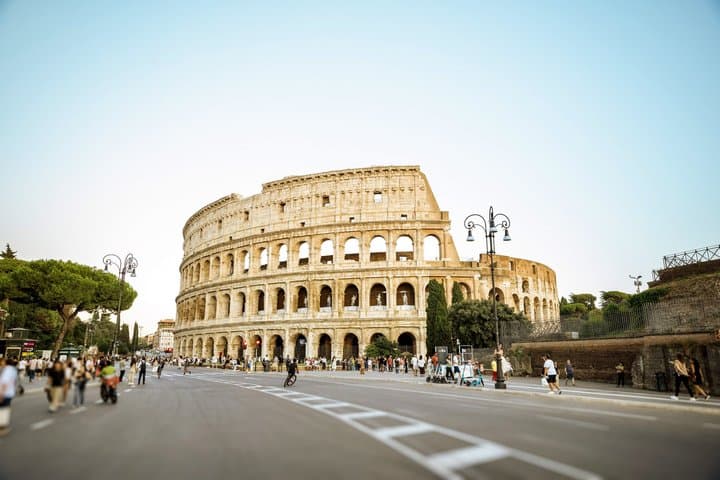 Colosseum, Palatine Hill and Roman Forum Guided Tour — photo 1 of 10