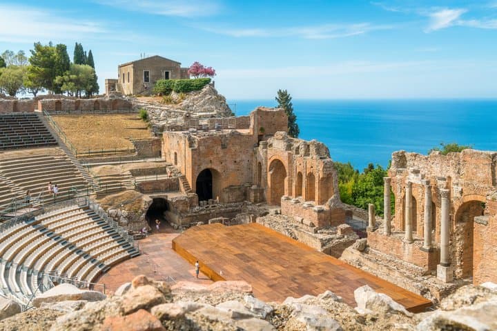 The Godfather's land and Taormina shore excursion from Messina — photo 1 of 10
