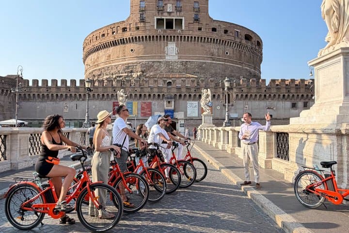 Bike/E-bike Tour of Rome and Vatican — photo 1 of 13
