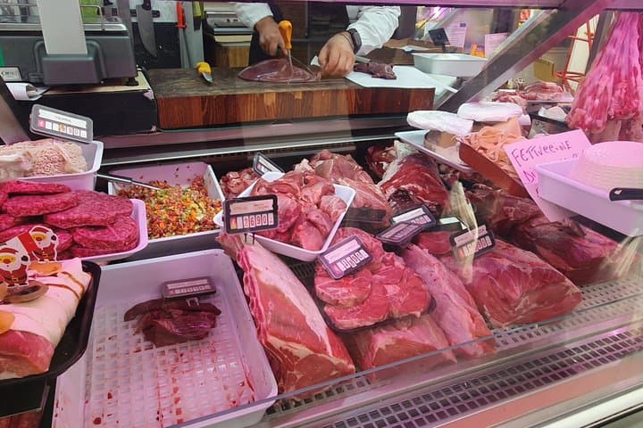 Private Testaccio Food and Wine Tour Ancient Roman Cave Tasting — photo 1 of 8