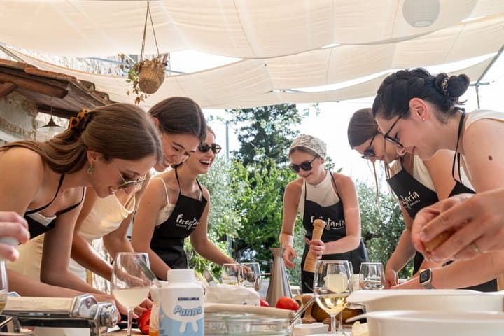 Lucca Tuscan Cooking Lesson on Organic Farm with Wine — photo 1 of 29
