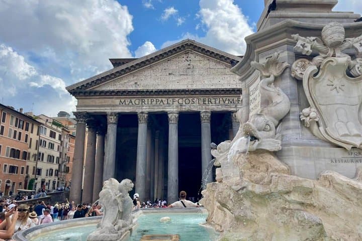 Pantheon : Hidden Spaces of Neptune Basilica — photo 1 of 14