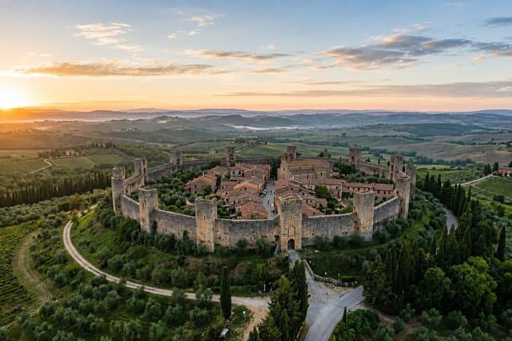 Monteriggioni and Colle Val d'Elsa and virtual guided bike tour — photo 1 of 15
