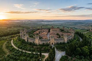 Monteriggioni and Colle Val d'Elsa and virtual guided bike tour