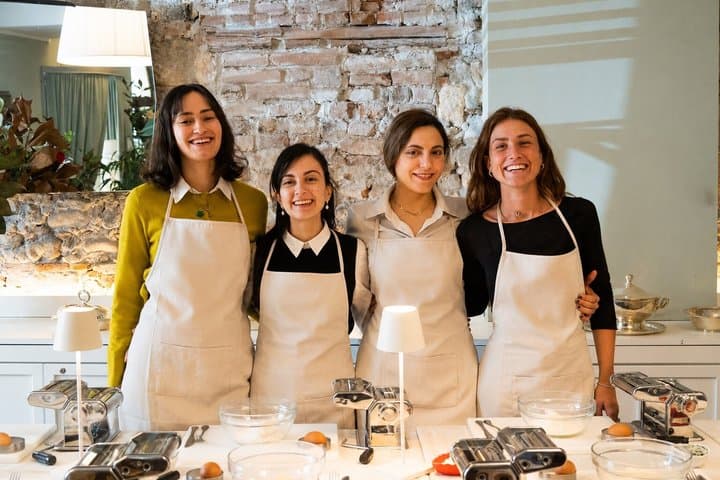 Bologna Award Winning Chef Pasta and Iconic Dessert Class — photo 1 of 7