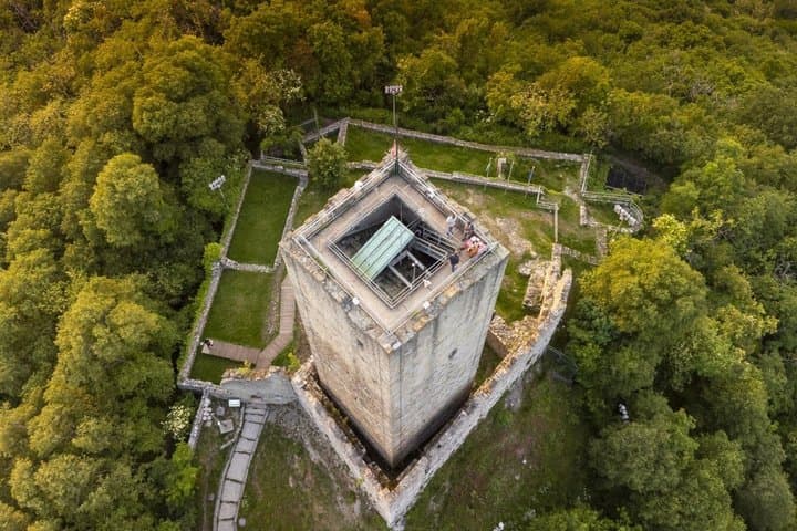 Baradello Castle Como Entry Ticket — photo 1 of 9