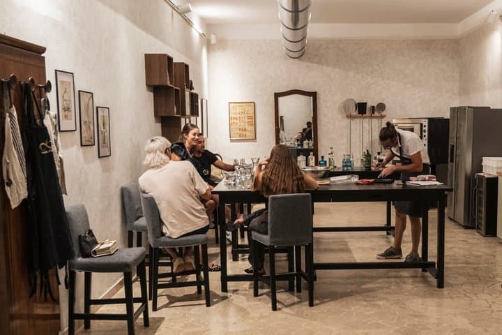 Italian Gin Masterclass — photo 1 of 6