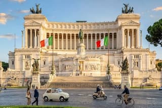 Vittoriano Panoramic Terrace and Palazzo Venezia Entry Ticket