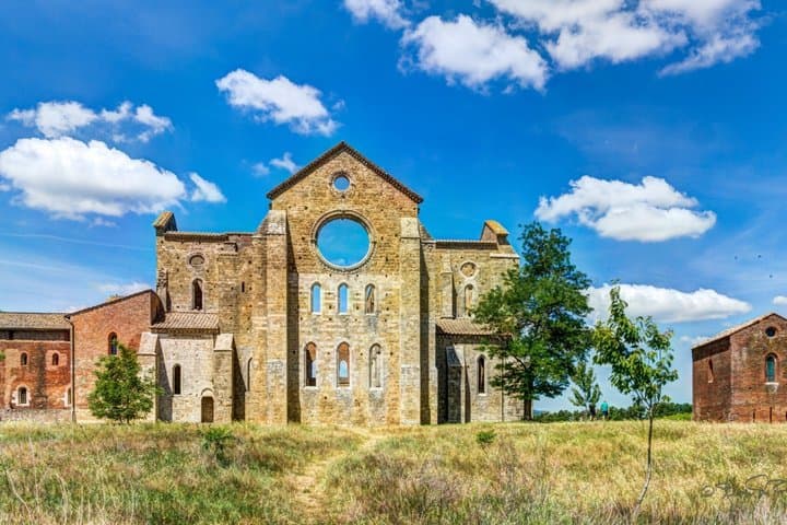 From Florence: Tuscan Wine Tour and Sword in the Rock Legend — photo 1 of 50