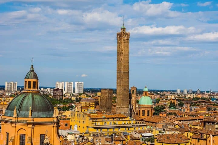 Hello Bologna: Private 2-Hour Intro City Walk with Local Guide — photo 1 of 8