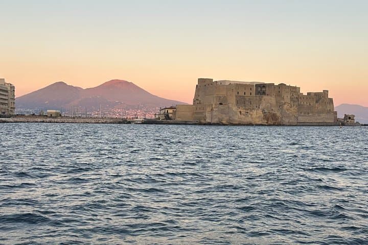 Naples Sail and Sip Sunset Sailing with Italian Aperitivo — photo 1 of 8