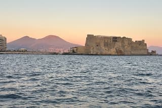 Naples Sail and Sip Sunset Sailing with Italian Aperitivo