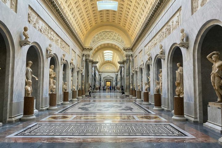 Vatican Museums and Sistine Chapel Tour with Guide — photo 1 of 4