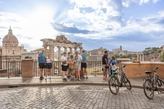 Sunrise in Rome Exclusive E-Bike Tour With Italian Breakfast