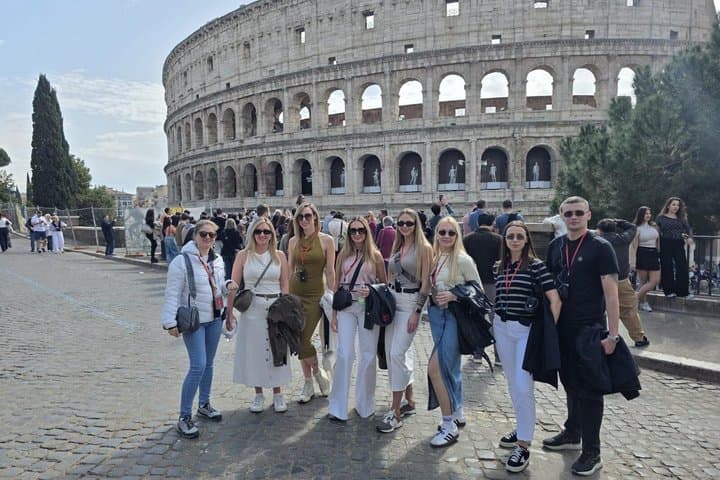 Guided Tour of Colosseum, Roman Forum and Palatine Hill — photo 1 of 6