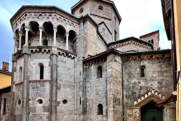 Self Guided Walking Tour Roman Walls Duomo and Audio Quiz — photo 1 of 8