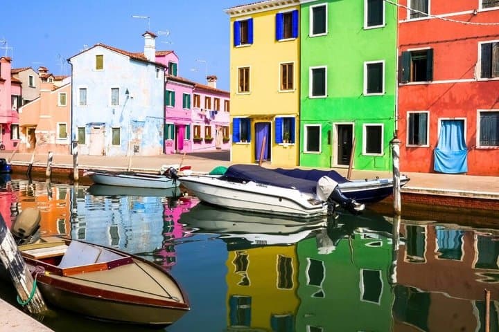 Half Day Murano & Burano Islands Small Group Tour by Private Boat — photo 1 of 14