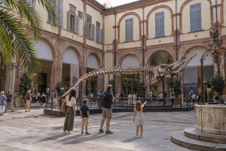 Milan Private Family Tour Castle Gelato and Dinosaurs — photo 1 of 11
