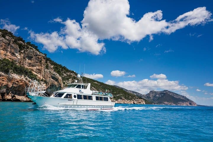 Mini-cruise in the Gulf of Orosei from Cala Gonone — photo 1 of 50