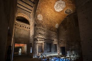 Domus Aurea Guided Tour with Virtual Reality Experience Spanish