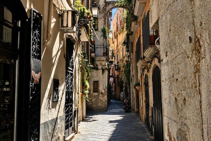 Podcast Tour Operation Avalanche The Gritty Echoes of Salerno — photo 1 of 5