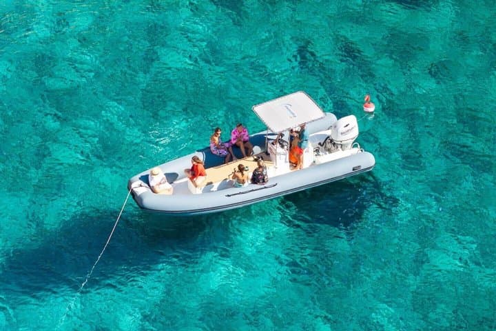 Alghero: snorkeling RIB tour in Porto Conte and Capo Caccia — photo 1 of 16